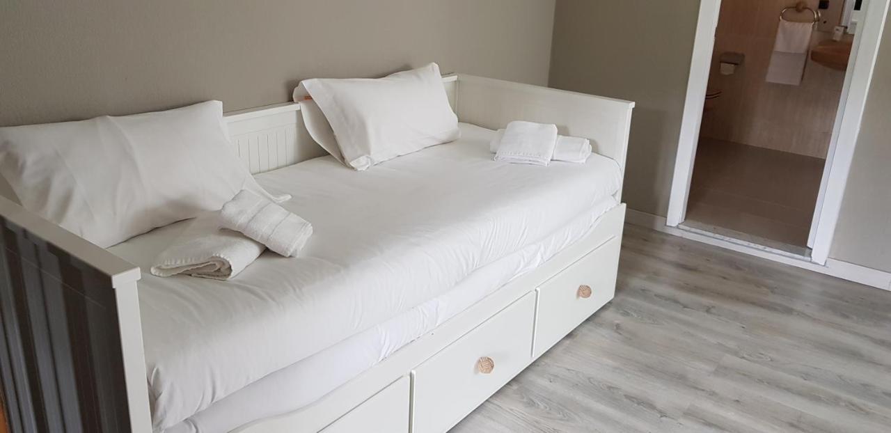 Hotel Marques De La Moral Naveces Ngoại thất bức ảnh