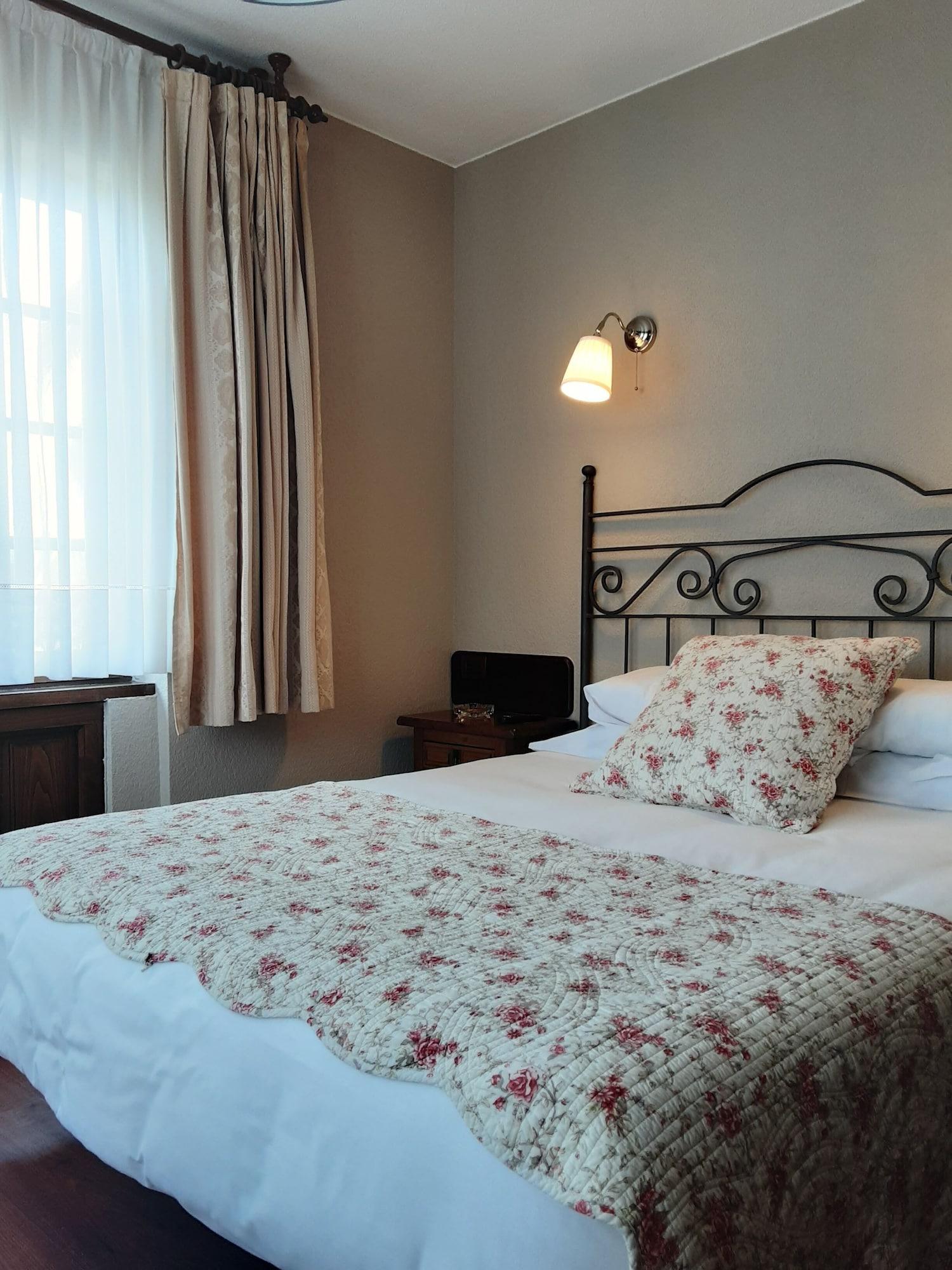 Hotel Marques De La Moral Naveces Ngoại thất bức ảnh